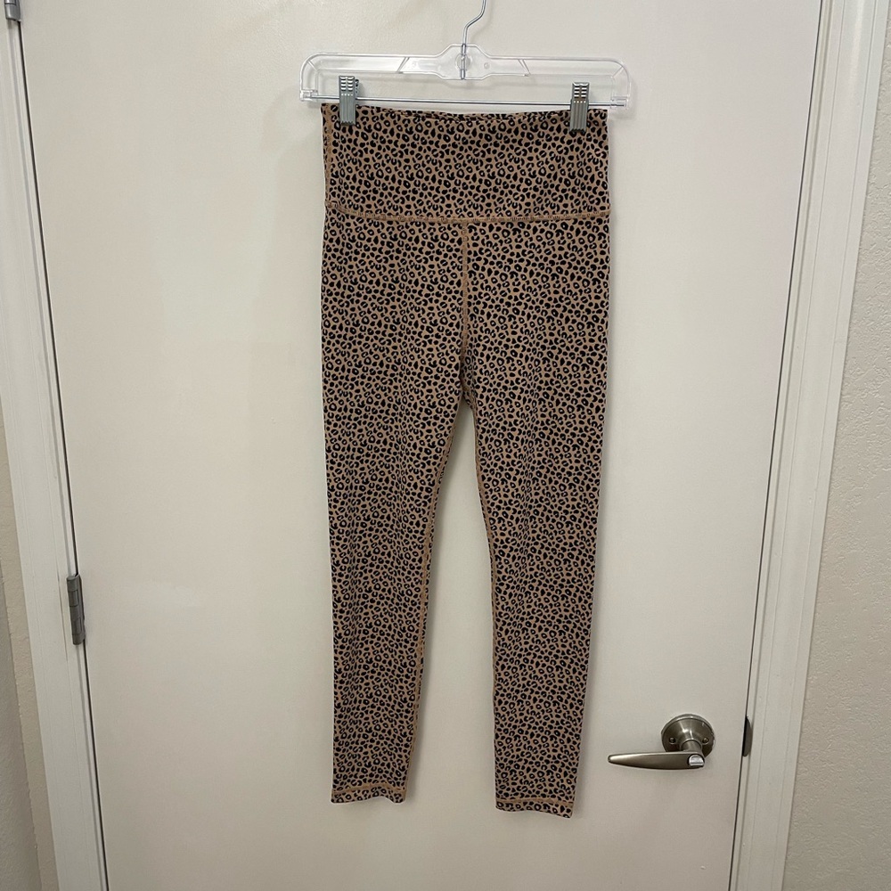 All Fenix Leopard Print Leggings - Picture 3 of 9